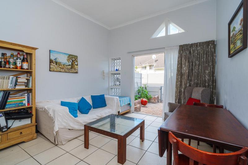 1 Bedroom Property for Sale in Kenilworth Western Cape